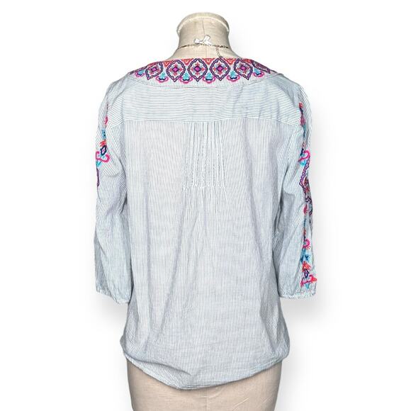 CHICO'S Boho Tassel Gauze Blouse Pinstripe Top Vibrant Relaxed Pleated Red Blue - Picture 6 of 12